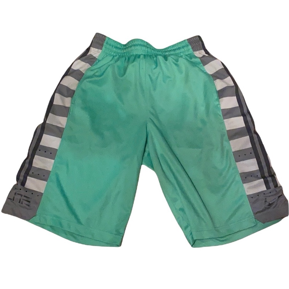 NIKE Elite Dri-fit basketball shorts.